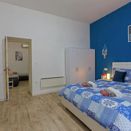 Apartment Rich Pula